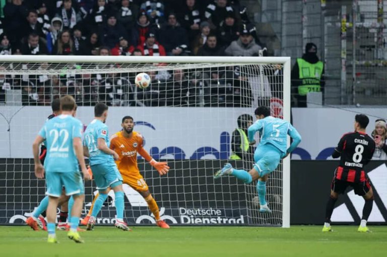 Eintracht Frankfurt vs TSG Hoffenheim (21:30 – 24/01) | Xem lại trận đấu