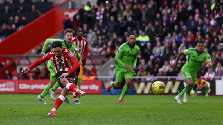 Sunderland vs Fulham (21:00 – 22/02) | Xem lại trận đấu