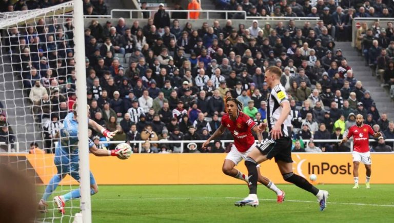 Newcastle United vs Manchester United (03:15 – 05/03) | Xem lại trận đấu