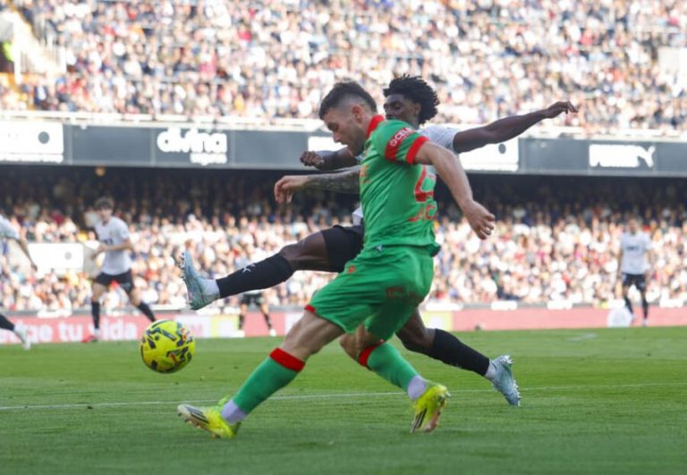Valencia CF vs Osasuna (22:15 – 01/03) | Xem lại trận đấu