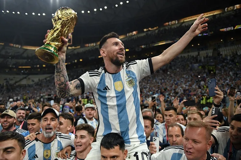 Messi Bao Nhiêu Tuổi: Sự Nghiệp Và Hành Trình Huyền Thoại Argentina
